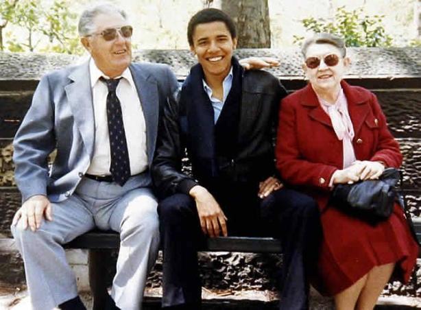 Obama con sus abuelos maternos